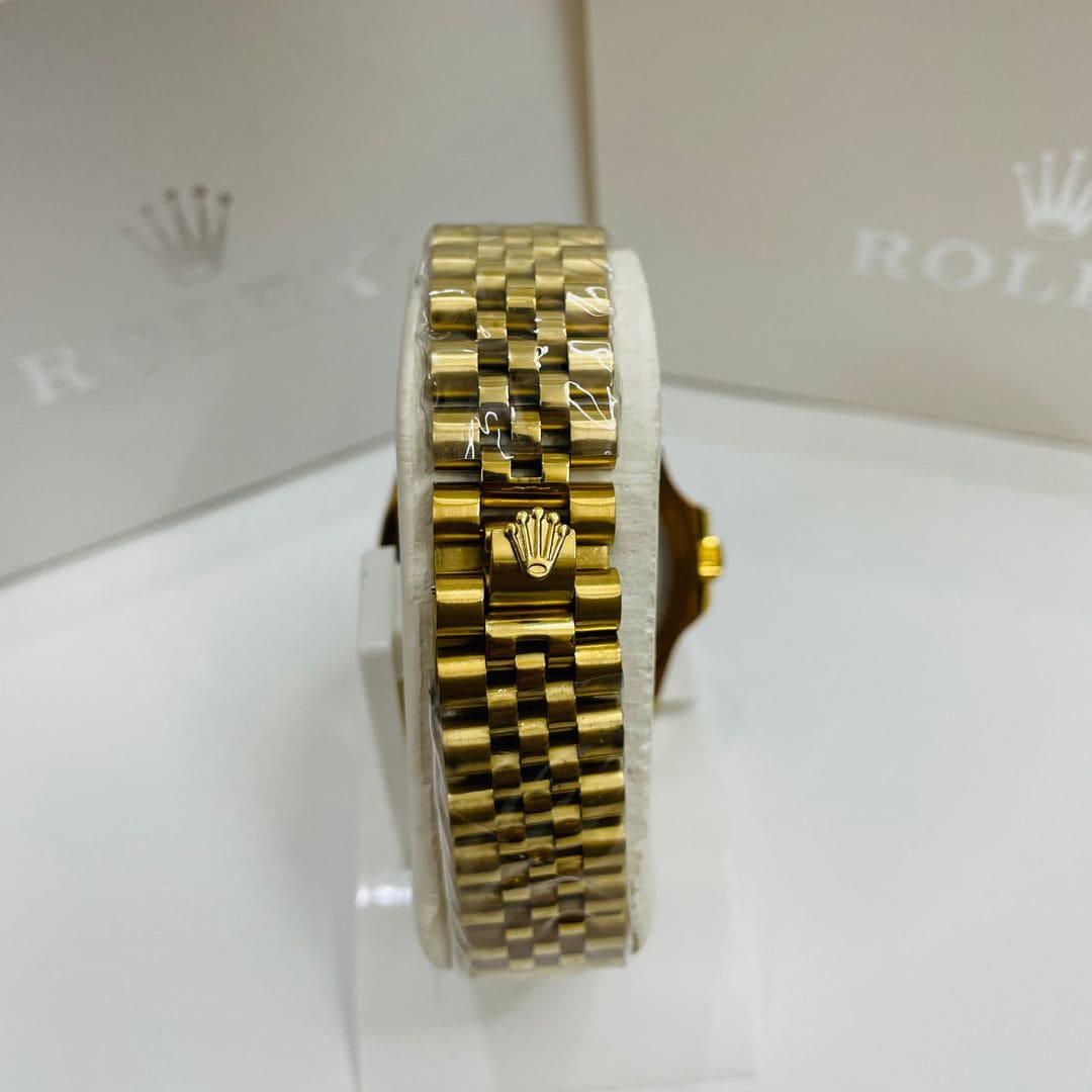 Rlx GMT Master - 40mm - Stainless Steel - Yellow Gold Black Dial Jubilee