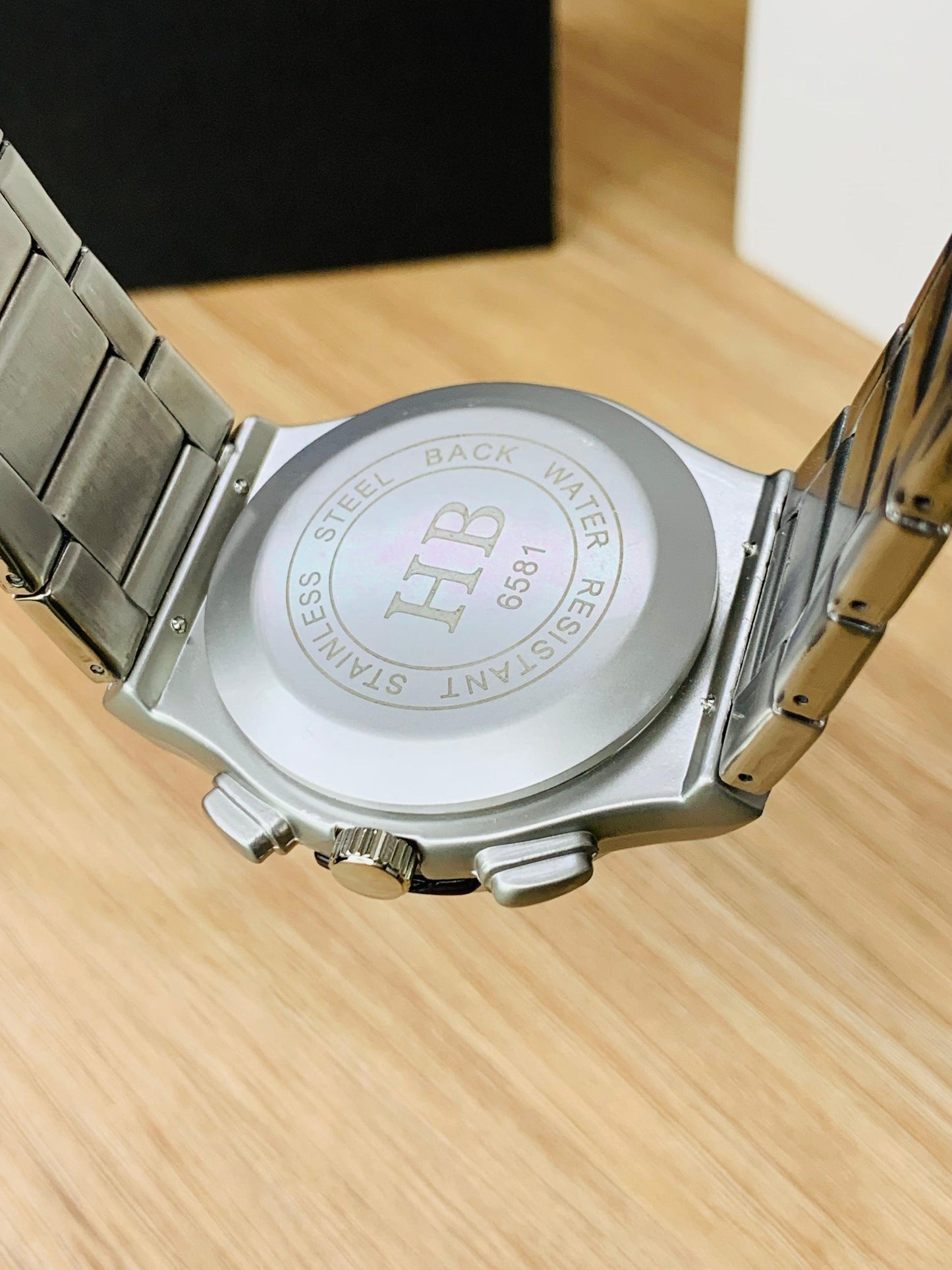 BRANDED HB PREMIUM WATCH FOR MEN - SILVER MATTE CHAIN