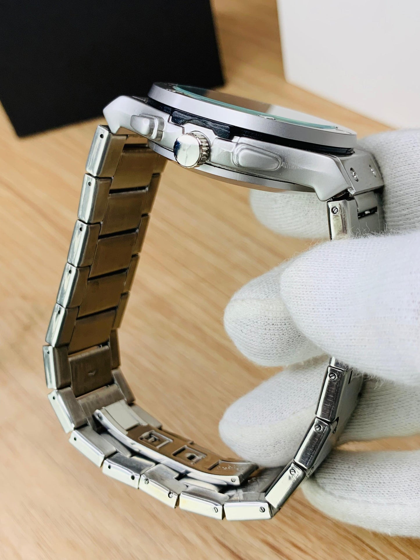 BRANDED HB PREMIUM WATCH FOR MEN - SILVER MATTE CHAIN