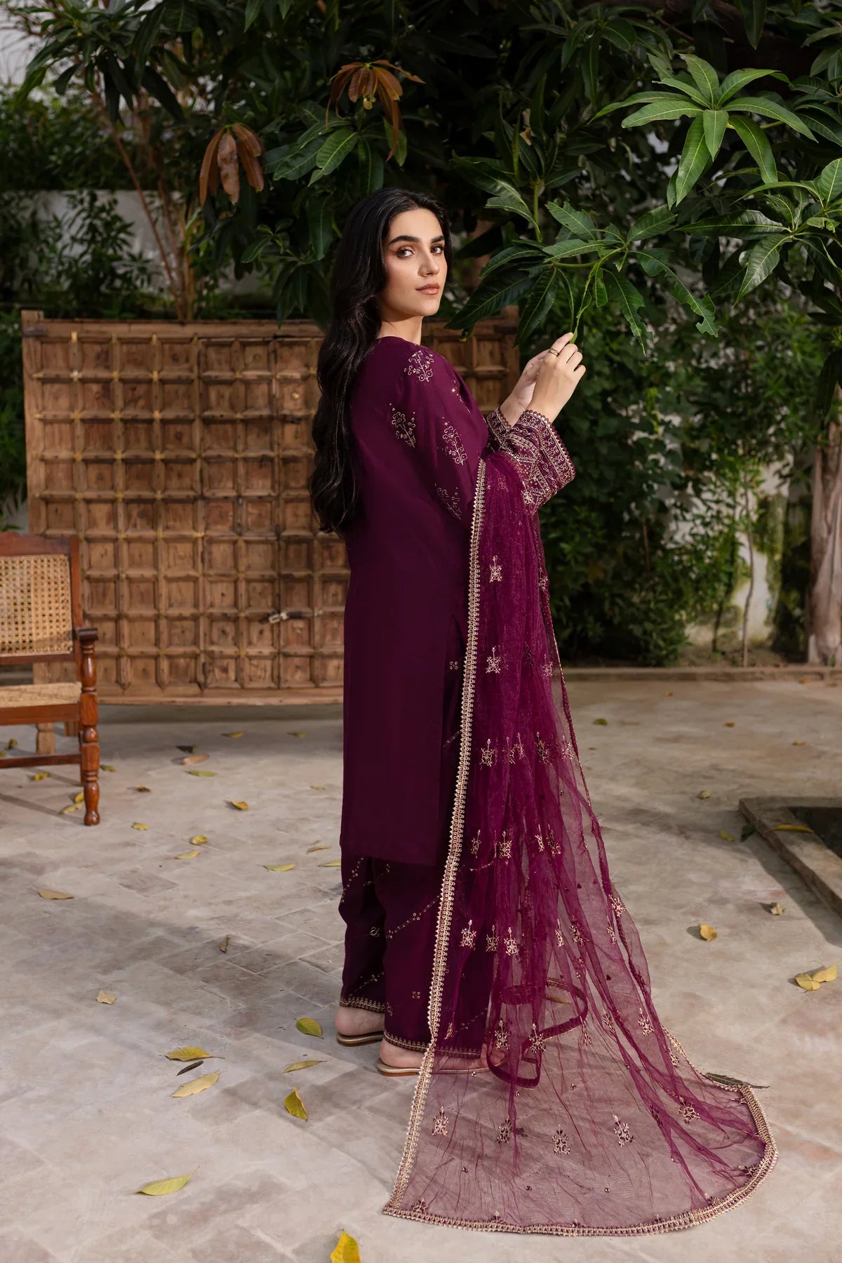 BEST SELLING - Plant Foam 3Pc Embroidered Dress