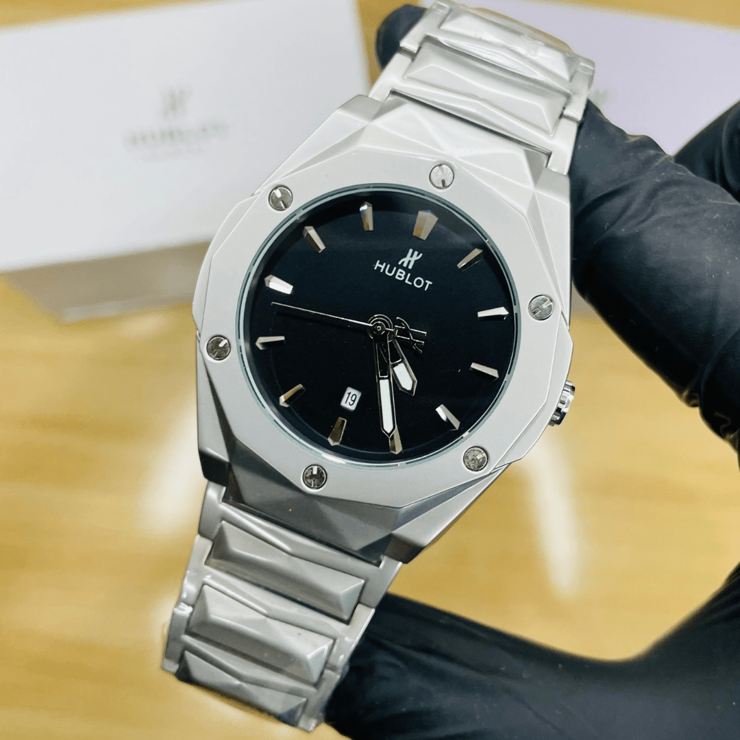 HB Premium Watch - Luxury Diamond Cut Chain - Black Dial
