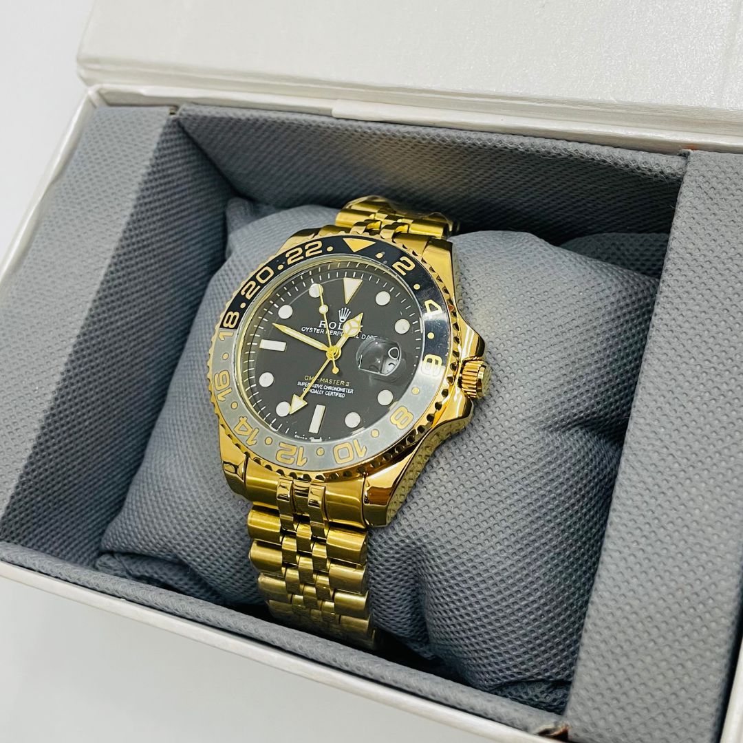 Rlx GMT Master - 40mm - Stainless Steel - Yellow Gold Black Dial Jubilee